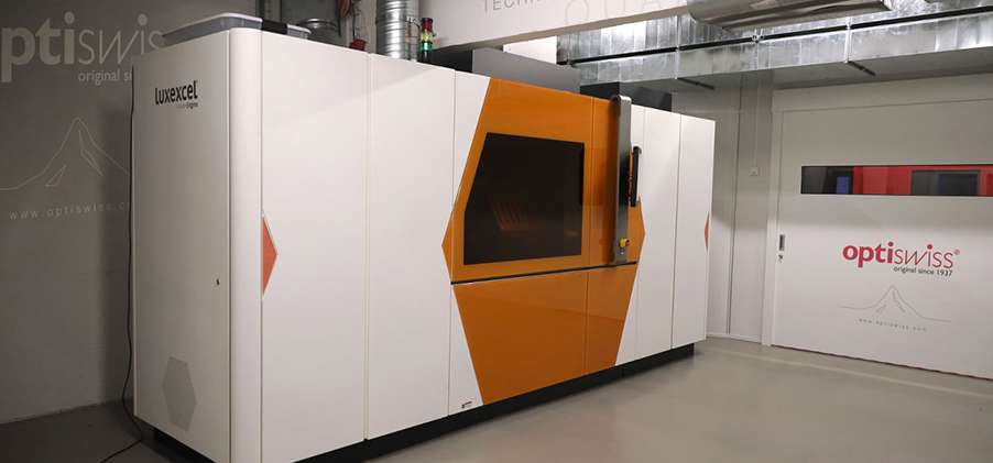 Luxexcel partners with WaveOptics